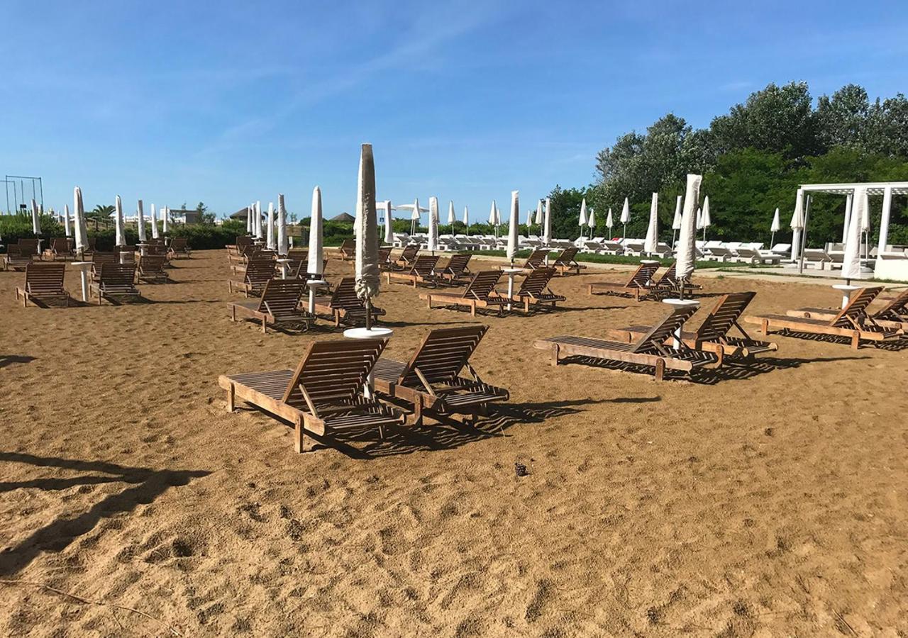 Hotel Mediterraneo Suite&Residence Lido di Jesolo Kültér fotó