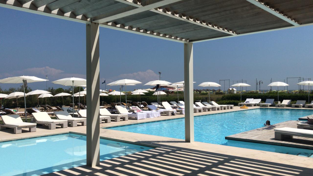 Hotel Mediterraneo Suite&Residence Lido di Jesolo Kültér fotó